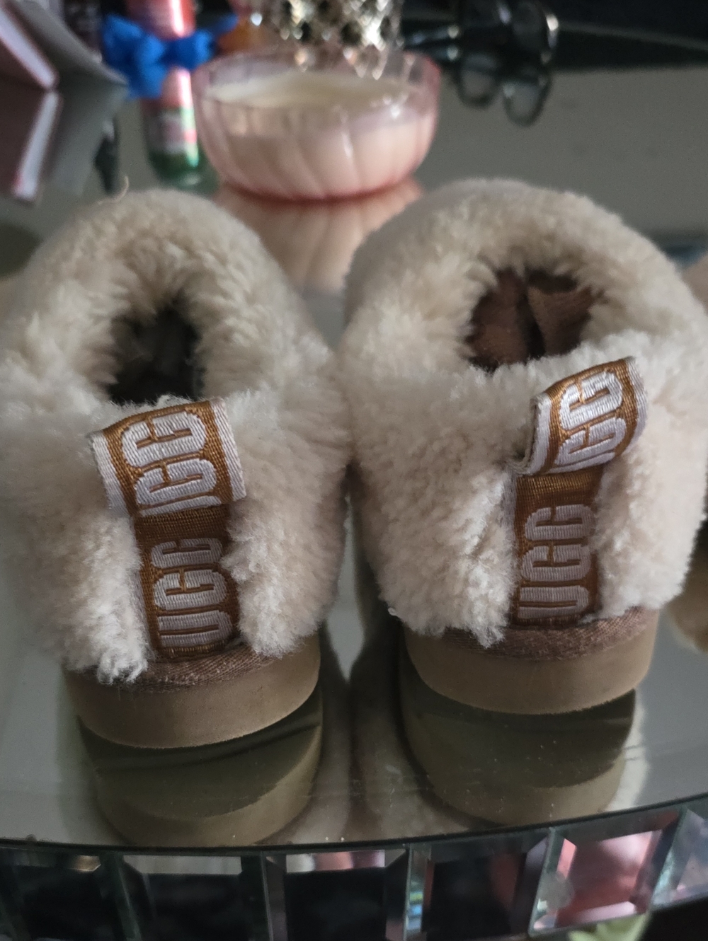 UGG CLASSIC COZY BOOTIES